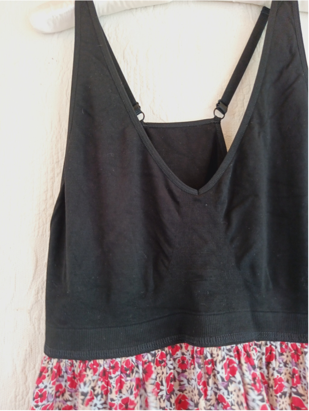 Black Red Ditsy Floral Midi Dress Fit n Flare Stretch Top Flowy comfy cottagecor - Picture 3 of 8